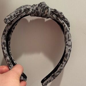 Lele Sadoughi Black and Gray Knotted Headband